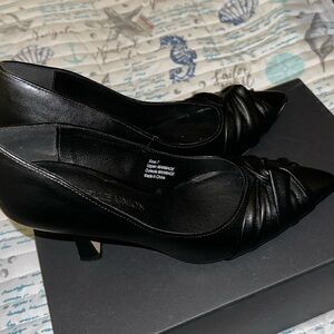 Wear to work Black Twisted knot pumps size 7
